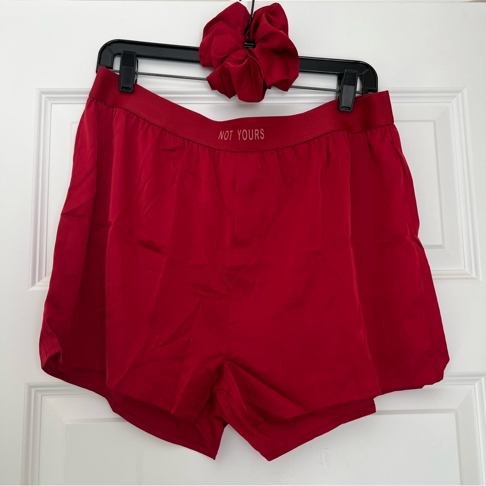 NWT BootayBag red shorts + scrunchie